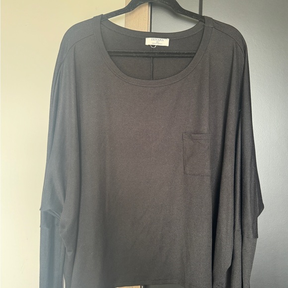 Zenana Outfitters Tops - Zenana Outfitters Black Long Sleeve Top